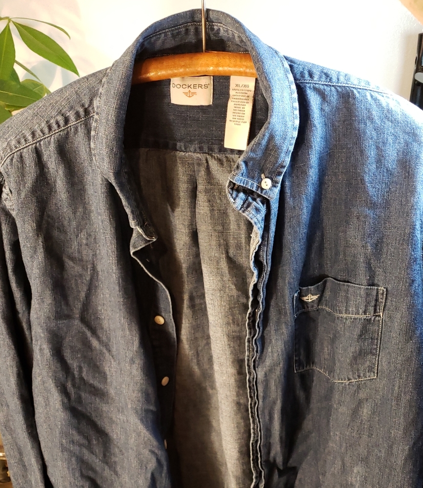Docker's Casual Men's Button Down Shirt Size XL